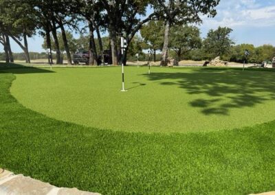 Hunting Lodge Putting Green